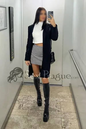 Sexy Ashley