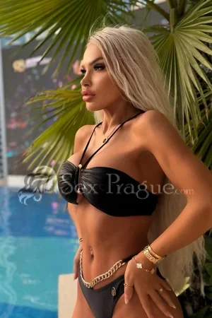 Playmate Ramonka