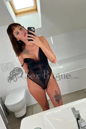 Czech porn actress Denisa Escort