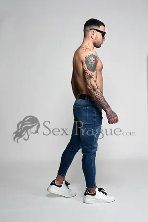 Kyle Veno