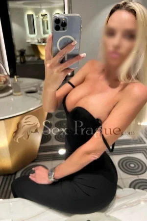 CAROLINA Escort